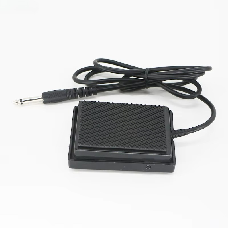 Universal TB200/Piano Sustain  - Musical Instrument Of Keyboard recension och pris